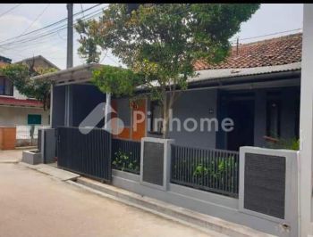 Dijual Rumah Harga Terjangkau di Komplek Pharmindo