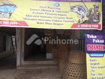 Dijual Rumah Toko/ruko di Jl. Raya Rancaekek - Majalaya No. 231