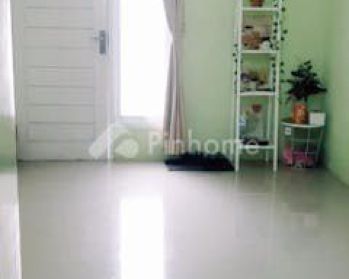 Dijual Rumah ( Over Kredit ) di Cluster PKJ Rancamanyar Blok A No 3