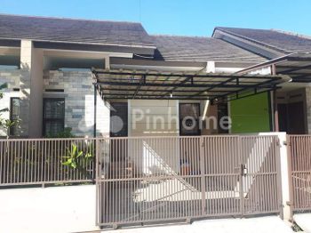 Dijual Rumah Siap Pakai di Kopo Permai